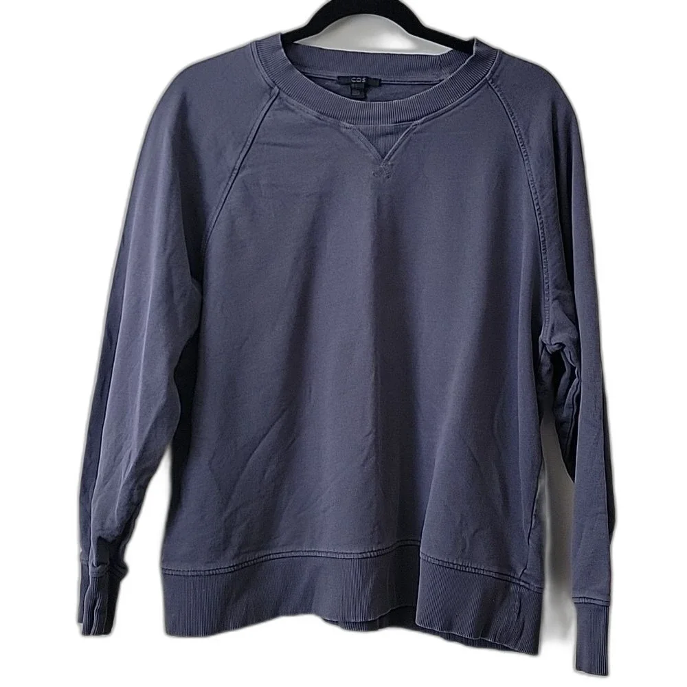 COS in Slate Crewneck Sweater Blue Size US L Quiet Luxury